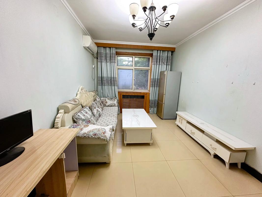 西山天地之间广福郡，1室1厅房子出租(整租)，租金每月1300元